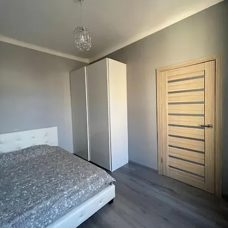 Dzīvoklis Minimalist Apartment-free Parking, Self Check In *