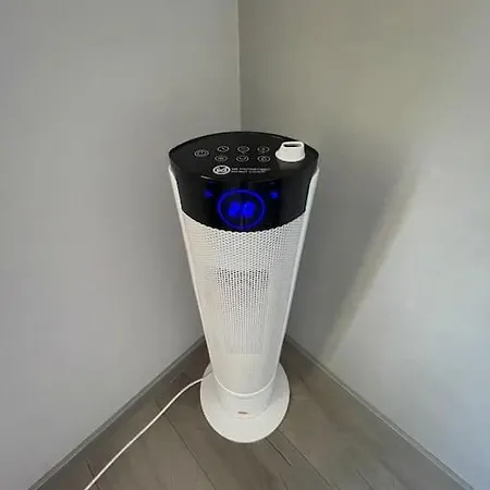 Minimalist Apartment-free Parking, Self Check In
